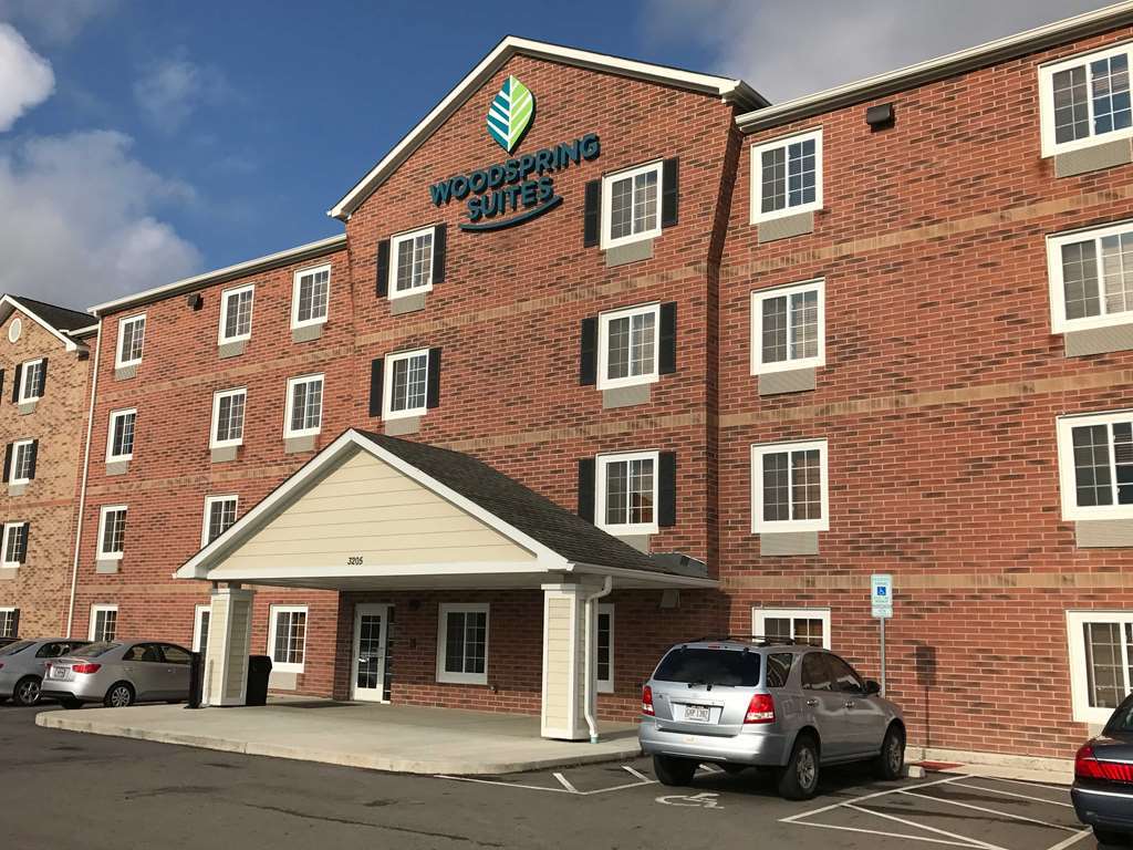 Woodspring Suites Columbus Urbancrest Grove City Exterior photo